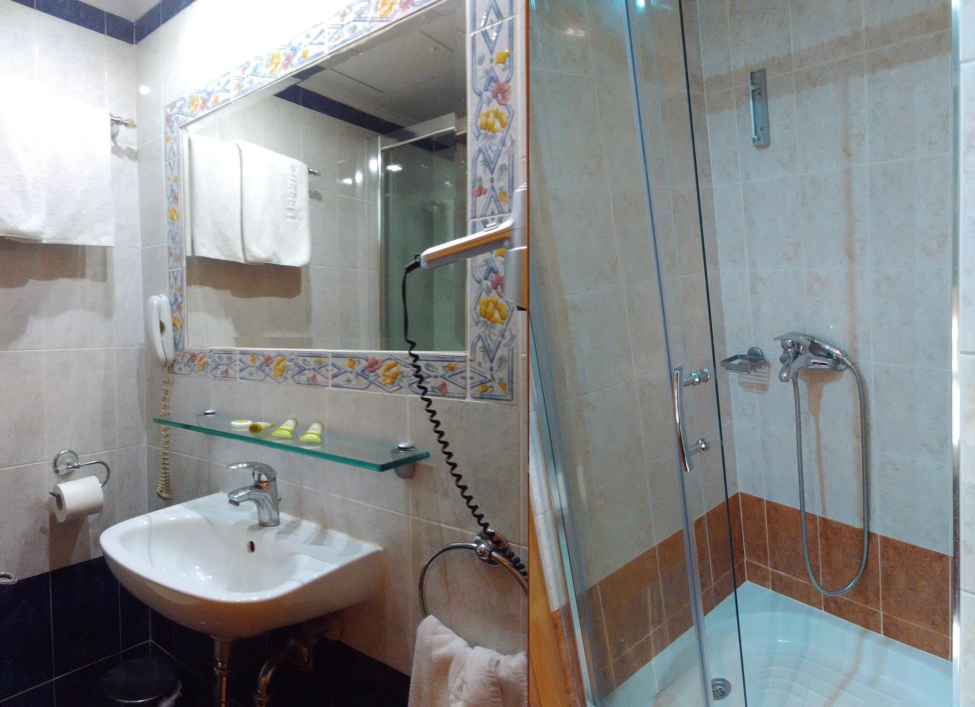 Nefeli Hotel Alimos Buitenkant foto